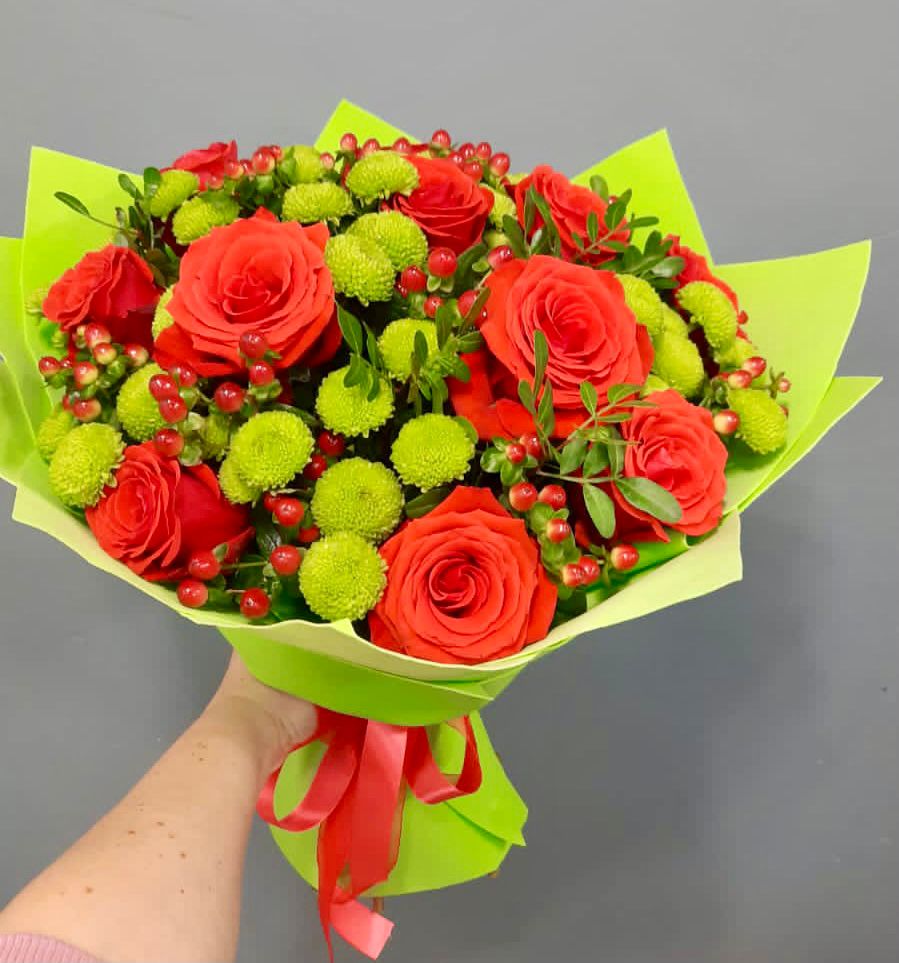 Букет цветов из: Хризантемы и Розы в Родионово-Несветайской