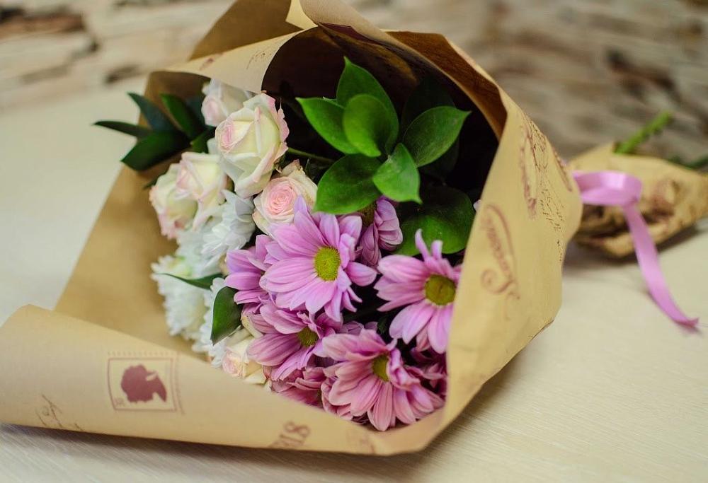 Букет цветов из: Розы и Хризантемы в Родионово-Несветайской