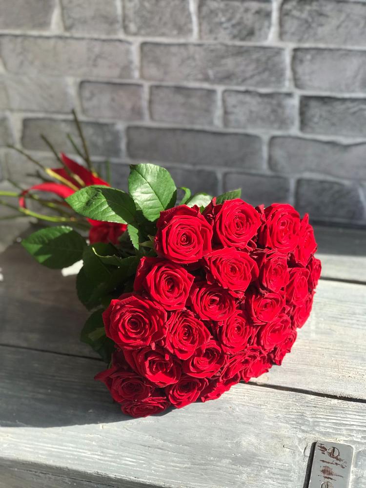 Букет Красные розы Фридом в Родионово-Несветайской
