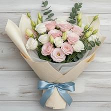Букет цветов из:  Лизиантусы в Родионово-Несветайской