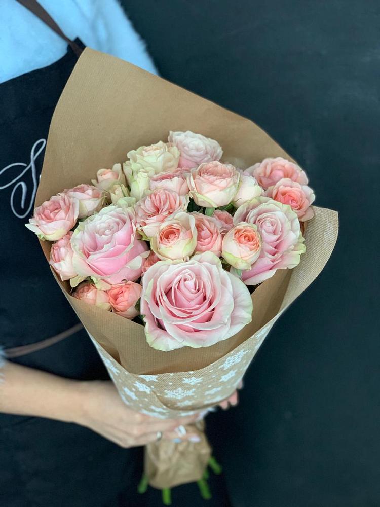 Букет цветов из: Хризантемы и Розы в Родионово-Несветайской