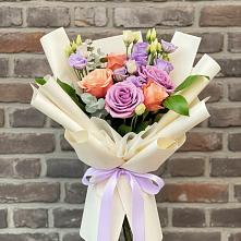 Букет цветов из:  Лизиантусы и Розы в Родионово-Несветайской