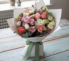 Букет цветов из:  Розы, Лизиантусы и Гвоздики в Родионово-Несветайской