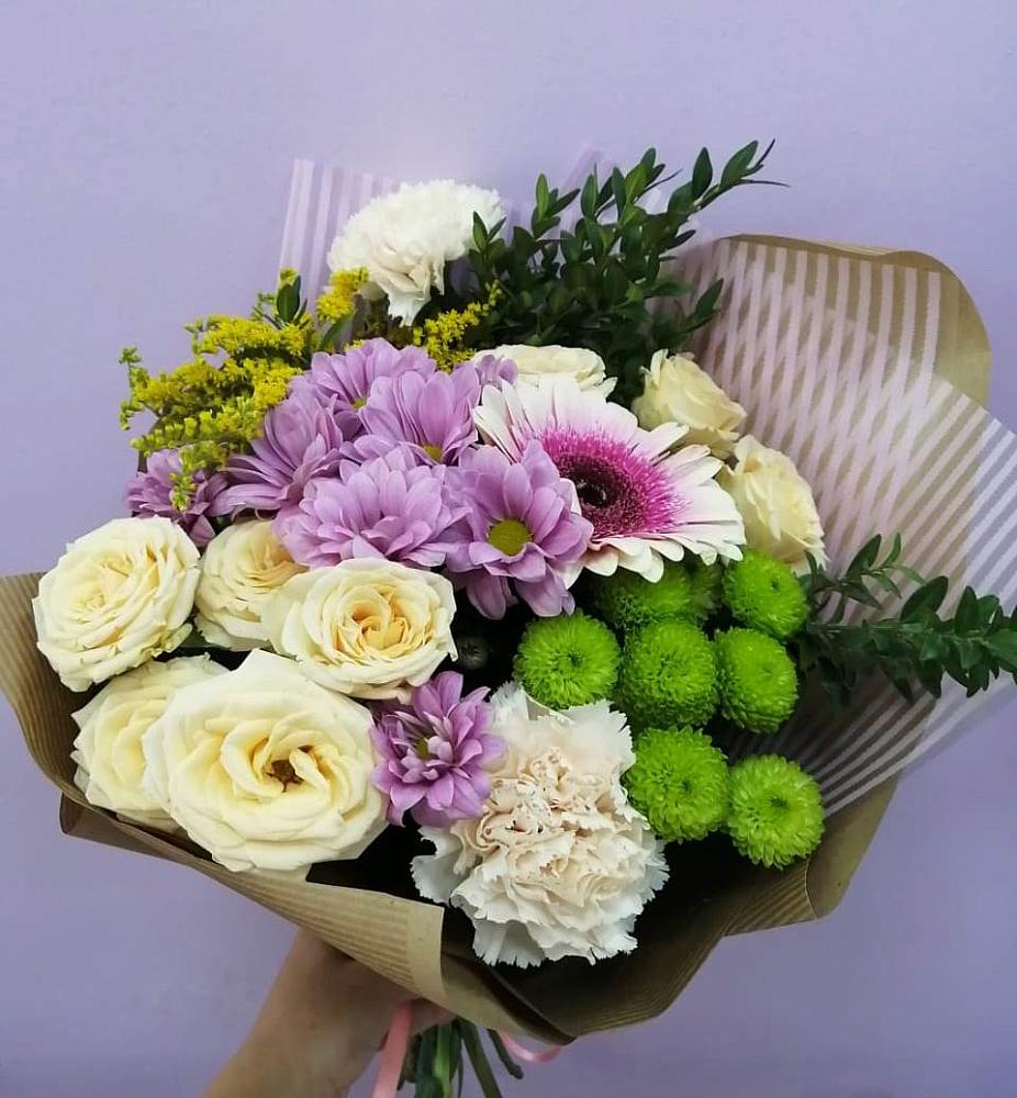 Букет цветов из: Хризантемы, Розы, Гвоздики и Герберы в Родионово-Несветайской