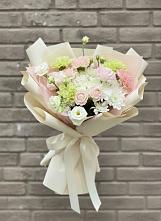 Букет цветов из:  Гвоздики, Розы, Лизиантусы и Хризантемы #REPLACE_PRED# Родионово-Несветайской