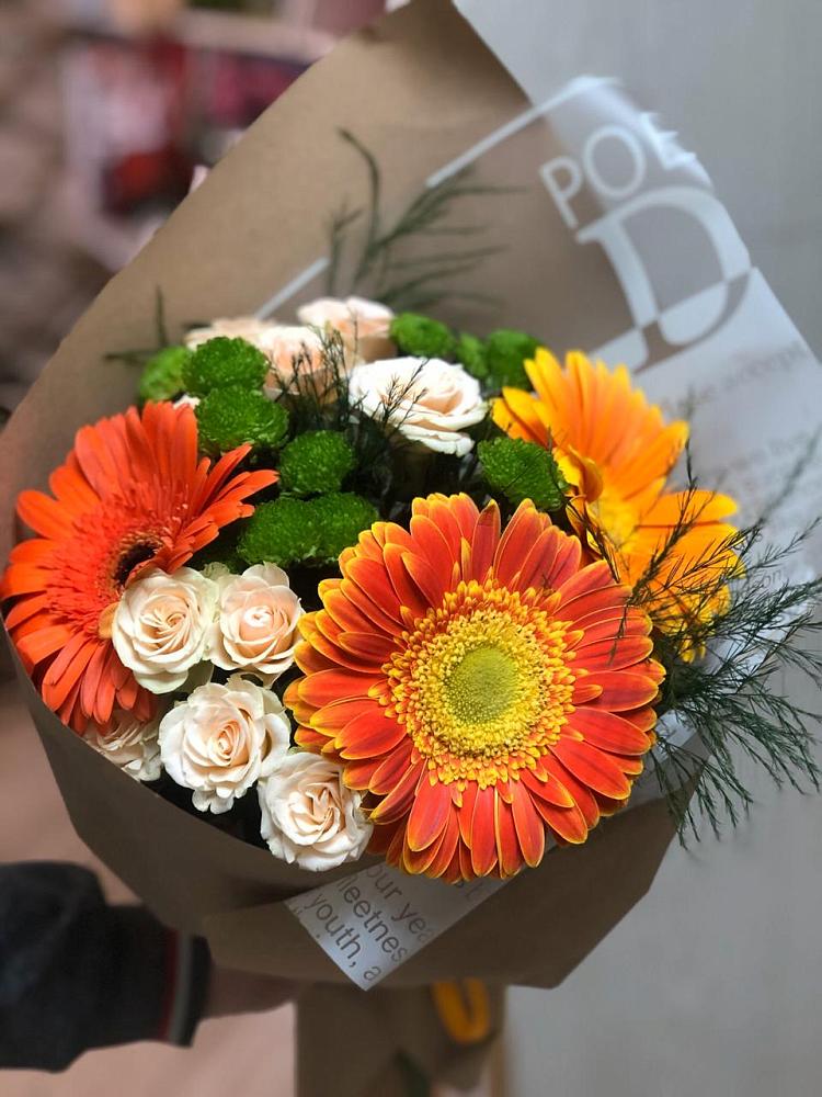 Букет цветов из: Герберы, Хризантемы и Розы в Родионово-Несветайской