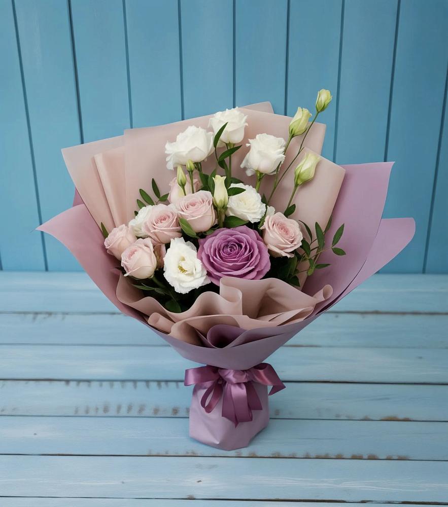 Букет цветов из: Розы и Лизиантусы в Родионово-Несветайской